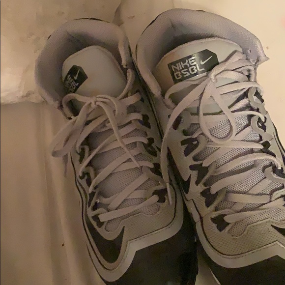 Nike baseball cleats - Picture 2 of 4